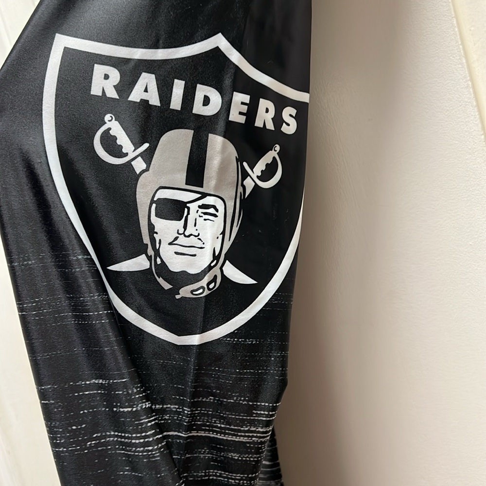 Brand New Raiders Sublimated Leggings - Medium - Picture 4 of 6